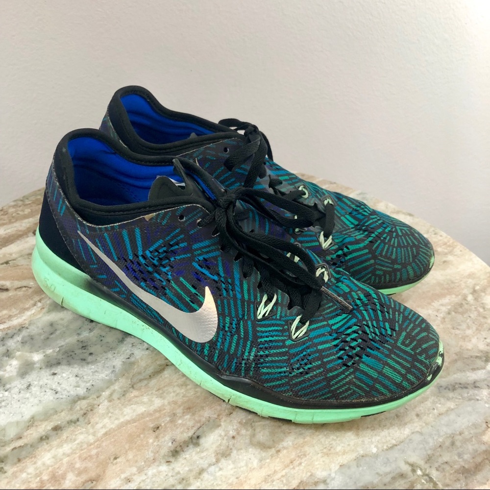 3/$25 👑 Nike Free Shoes size 7 Blue Green Women’s